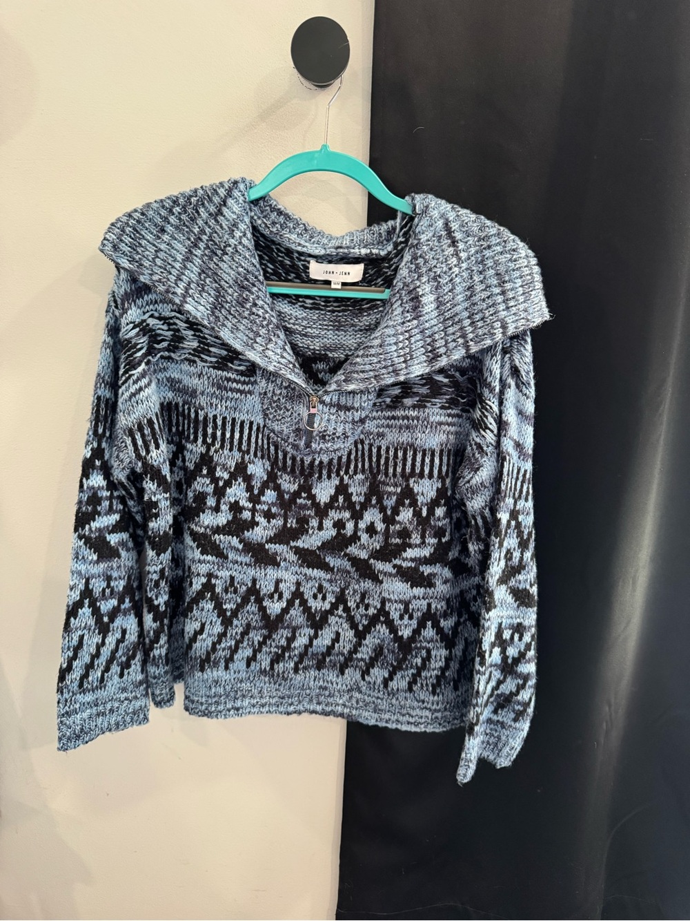 John + Jenn Chunky Knit Nordic Quarter Zip Sweater | Medium